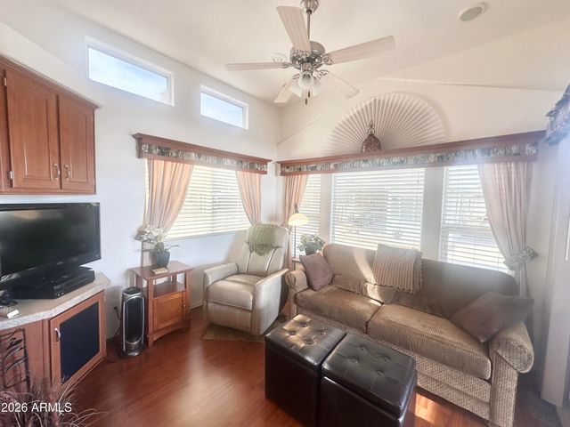 111 S GREENFIELD Road 550, Mesa, AZ 85206