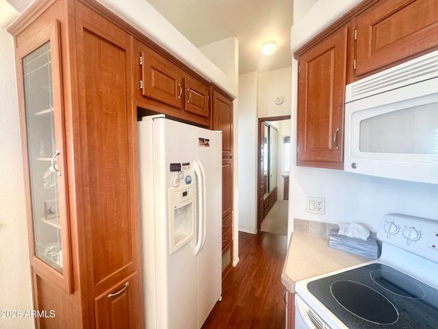 111 S GREENFIELD Road 550, Mesa, AZ 85206