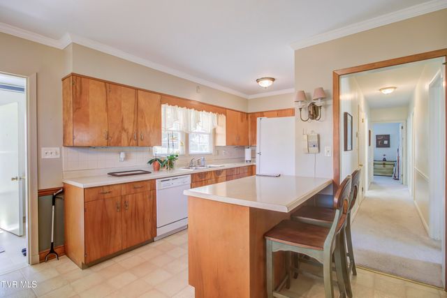 2503 Indian Ridge Road, Johnson City, TN 37604