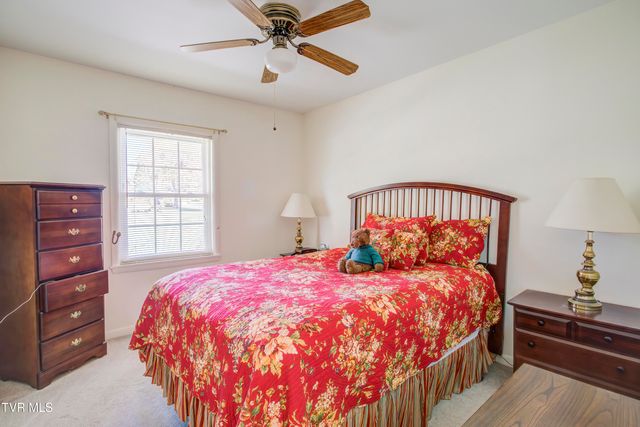 2503 Indian Ridge Road, Johnson City, TN 37604