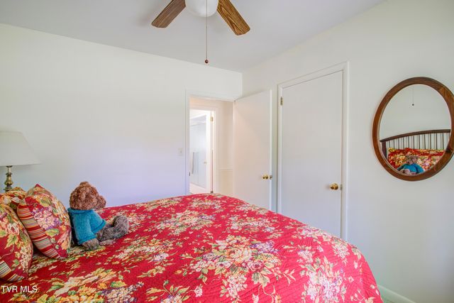 2503 Indian Ridge Road, Johnson City, TN 37604