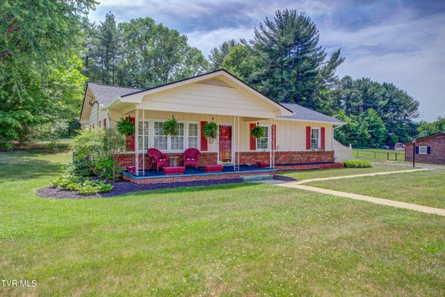 2503 Indian Ridge Road, Johnson City, TN 37604