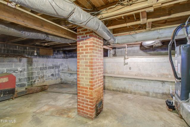 2503 Indian Ridge Road, Johnson City, TN 37604