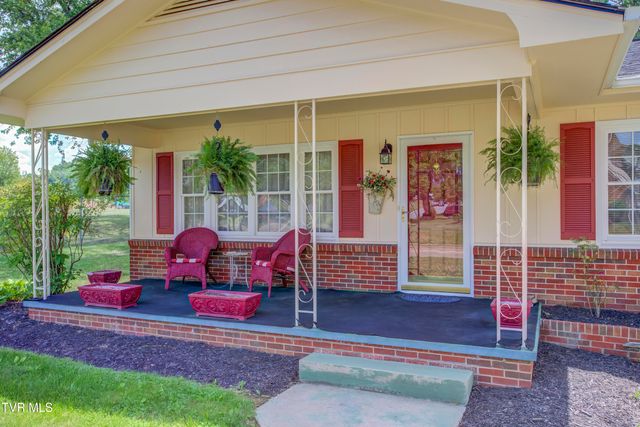 2503 Indian Ridge Road, Johnson City, TN 37604