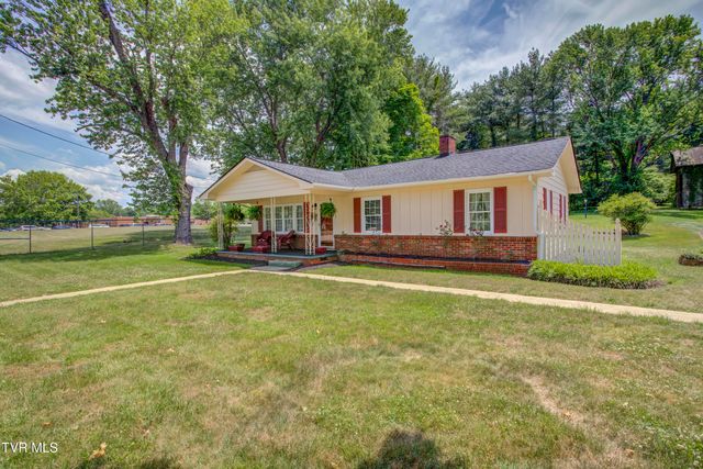 2503 Indian Ridge Road, Johnson City, TN 37604
