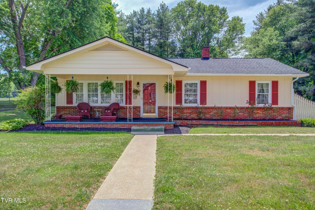 2503 Indian Ridge Road, Johnson City, TN 37604