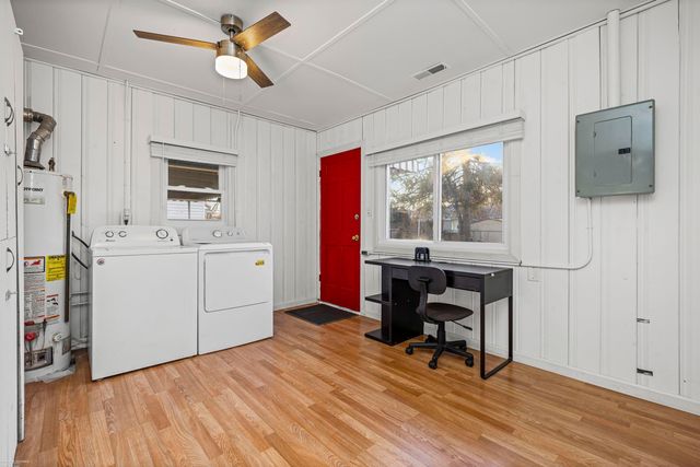 23067 Stauber Avenue, Hazel Park, MI 48030