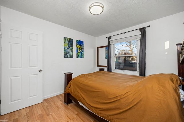 23067 Stauber Avenue, Hazel Park, MI 48030