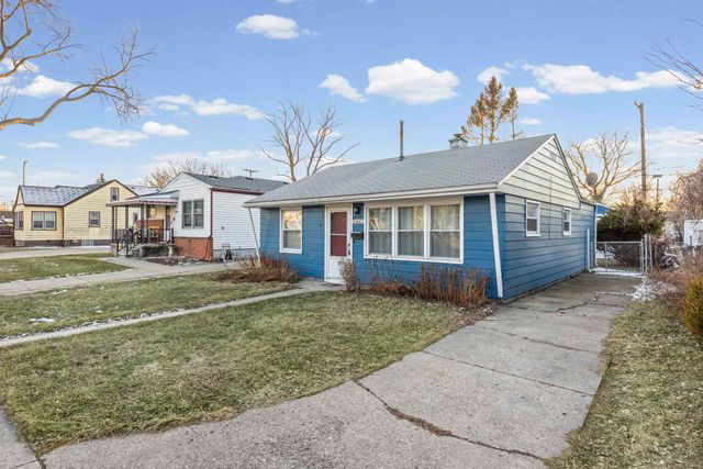 23067 Stauber Avenue, Hazel Park, MI 48030