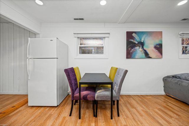 23067 Stauber Avenue, Hazel Park, MI 48030