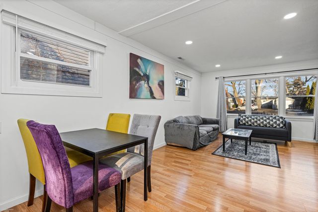 23067 Stauber Avenue, Hazel Park, MI 48030