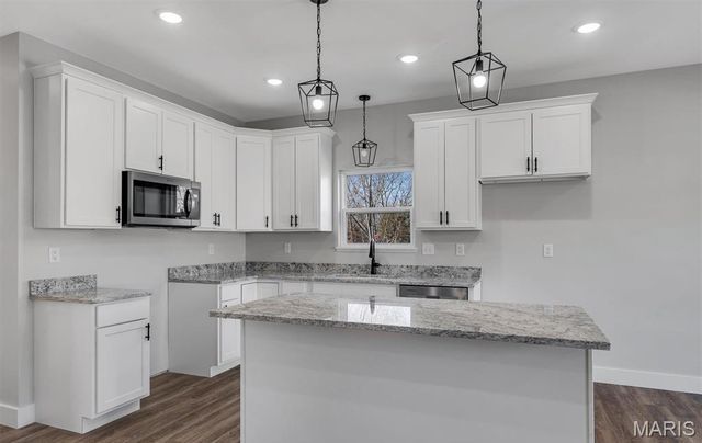 28502 Shallow Water Road, Warrenton, MO 63383