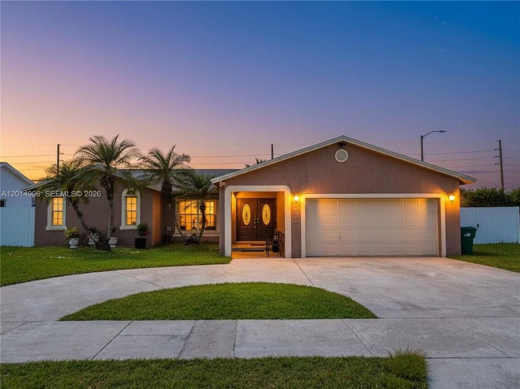 28148 SW 136th Avenue, Homestead, FL 33033