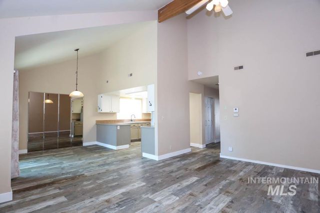 1120 SW 14th Ave, Ontario, OR 97914