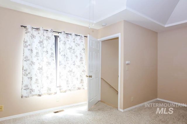1120 SW 14th Ave, Ontario, OR 97914