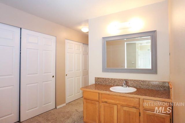 1120 SW 14th Ave, Ontario, OR 97914