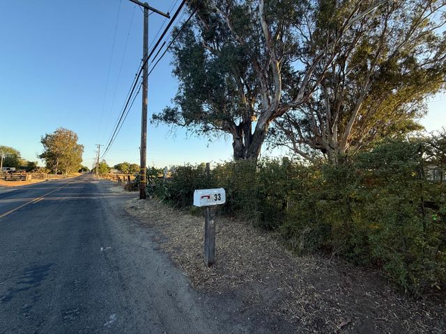 7133 W 2nd St, Rio Linda, CA 95673