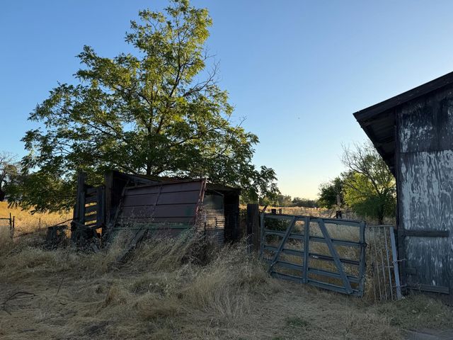 7133 W 2nd St, Rio Linda, CA 95673