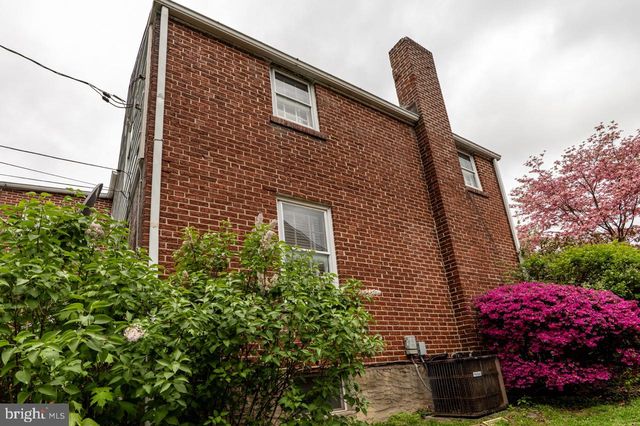 1414 SUNSET DR, Pottstown, PA 19464