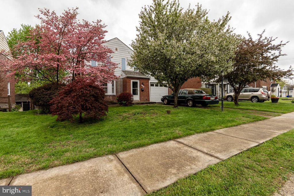 1414 SUNSET DR, Pottstown, PA 19464