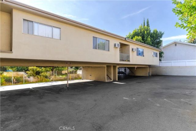 423 N Garfield, Pasadena, CA 91101