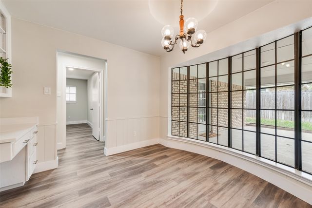 4801 Rock Ridge Court, Arlington, TX 76017