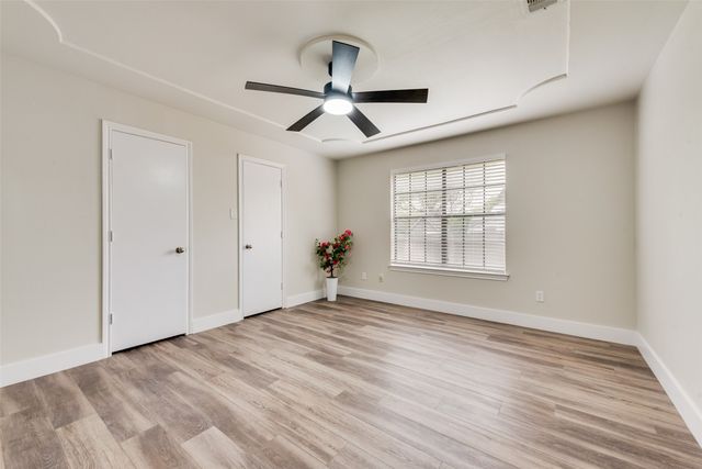 4801 Rock Ridge Court, Arlington, TX 76017