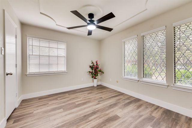 4801 Rock Ridge Court, Arlington, TX 76017