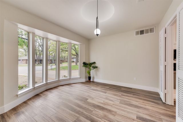 4801 Rock Ridge Court, Arlington, TX 76017