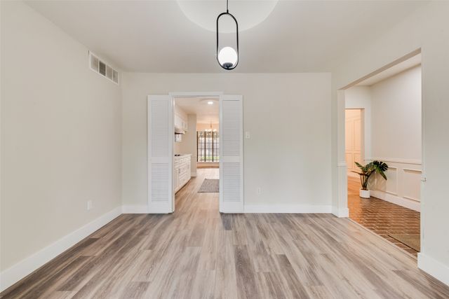 4801 Rock Ridge Court, Arlington, TX 76017