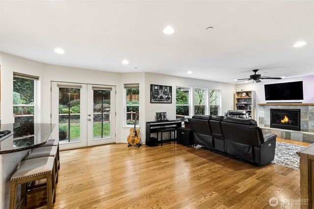 1274 O'neil Court, Dupont, WA 98327