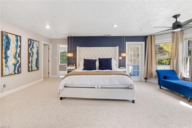 332 Woodbrook RN, Newport News, VA 23606