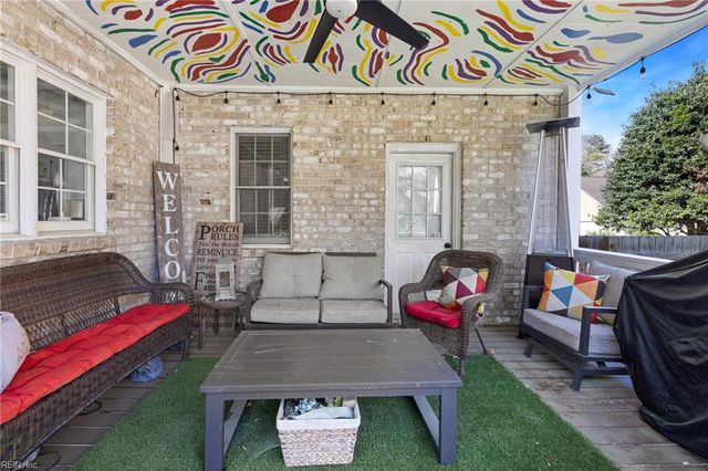 332 Woodbrook RN, Newport News, VA 23606