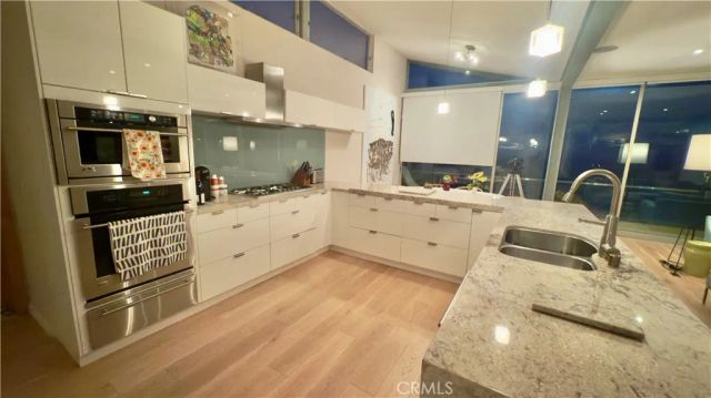 31676 Seacove Drive, Laguna Beach, CA 92651