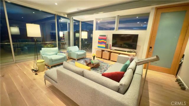 31676 Seacove Drive, Laguna Beach, CA 92651