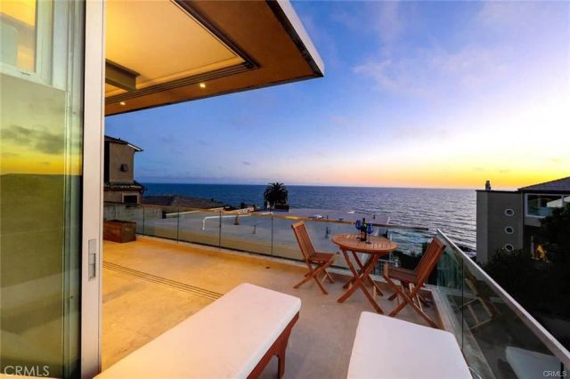 31676 Seacove Drive, Laguna Beach, CA 92651