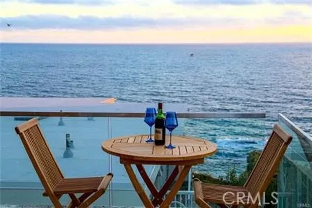31676 Seacove Drive, Laguna Beach, CA 92651
