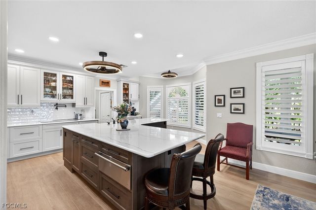 18110 N Olga DR, Alva, FL 33920