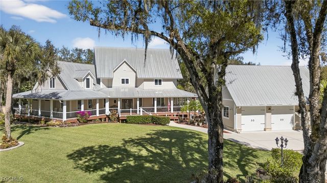 18110 N Olga DR, Alva, FL 33920