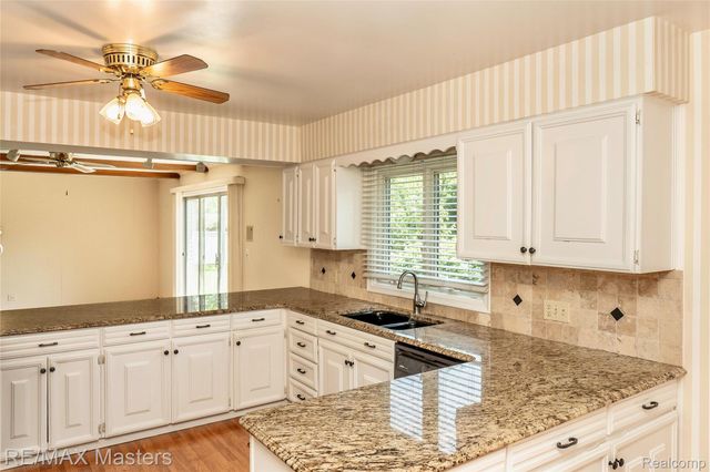 1314 Hollywood Drive, Monroe, MI 48162