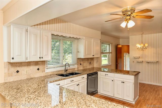 1314 Hollywood Drive, Monroe, MI 48162