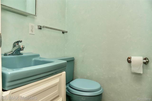 1314 Hollywood Drive, Monroe, MI 48162
