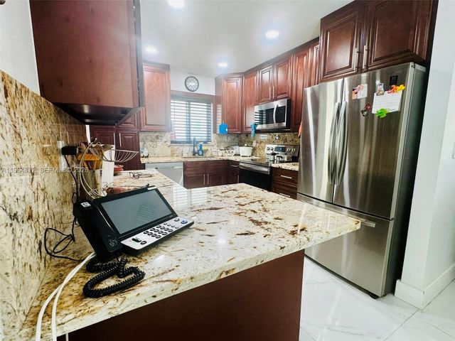 15120 SW 296th St, Homestead, FL 33033