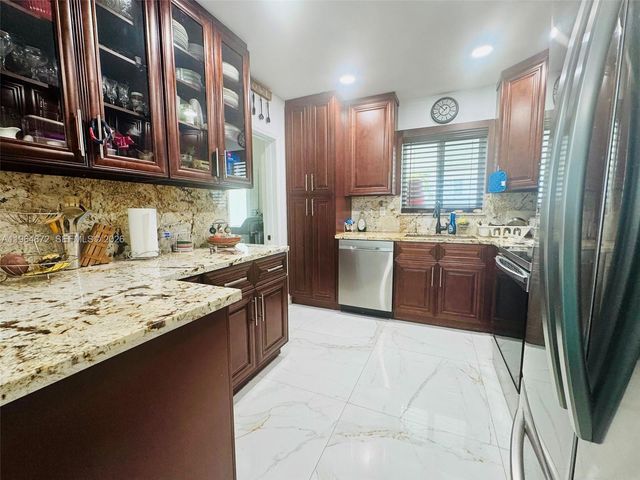 15120 SW 296th St, Homestead, FL 33033