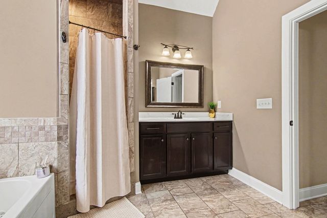 1504 Benton Park Pl, Clarksville, TN 37040