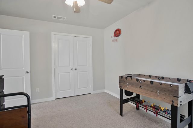 9803 Xenia Avenue, Lubbock, TX 79424