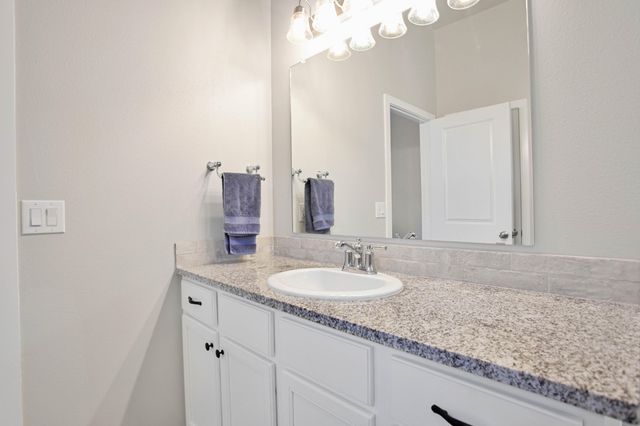 9803 Xenia Avenue, Lubbock, TX 79424