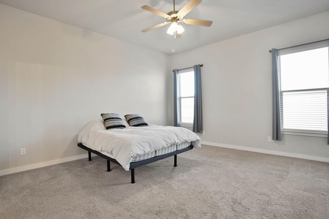 9803 Xenia Avenue, Lubbock, TX 79424