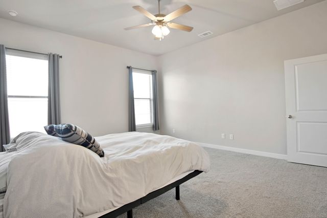 9803 Xenia Avenue, Lubbock, TX 79424