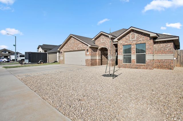 9803 Xenia Avenue, Lubbock, TX 79424